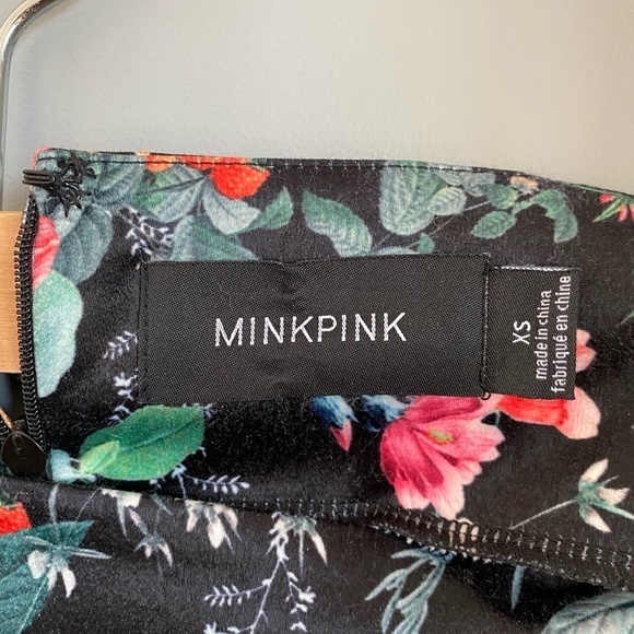 MINKPINK Floral Mini Skirt - Picture 2 of 6
